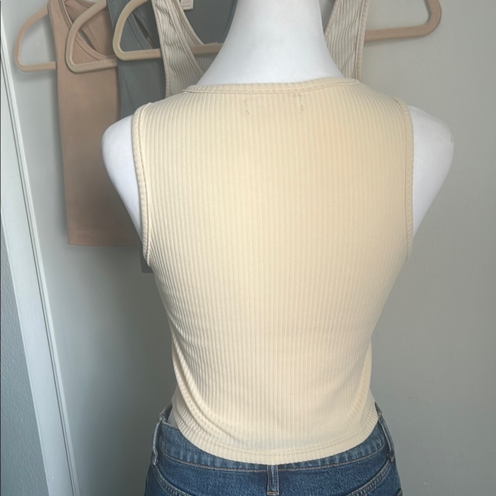 7 Piece Summer Everyday Crop Tank SHEIN ROMWE PacSun XS Curated Bundle Set - Picture 3 of 13